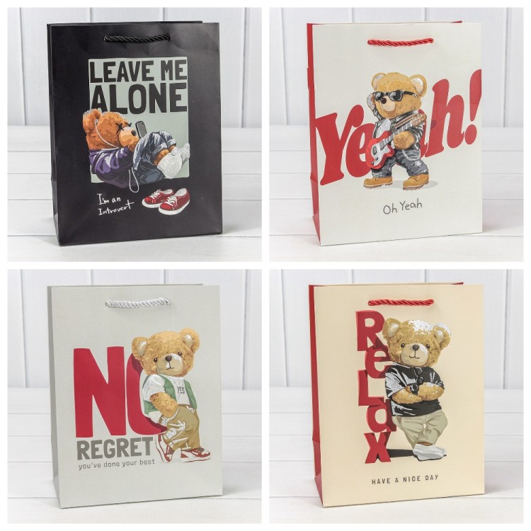 Пакет подарочный с тиснением "Мишки" (микс 109) 18*23*10 210г 1/20 1/360 Арт: 000109E